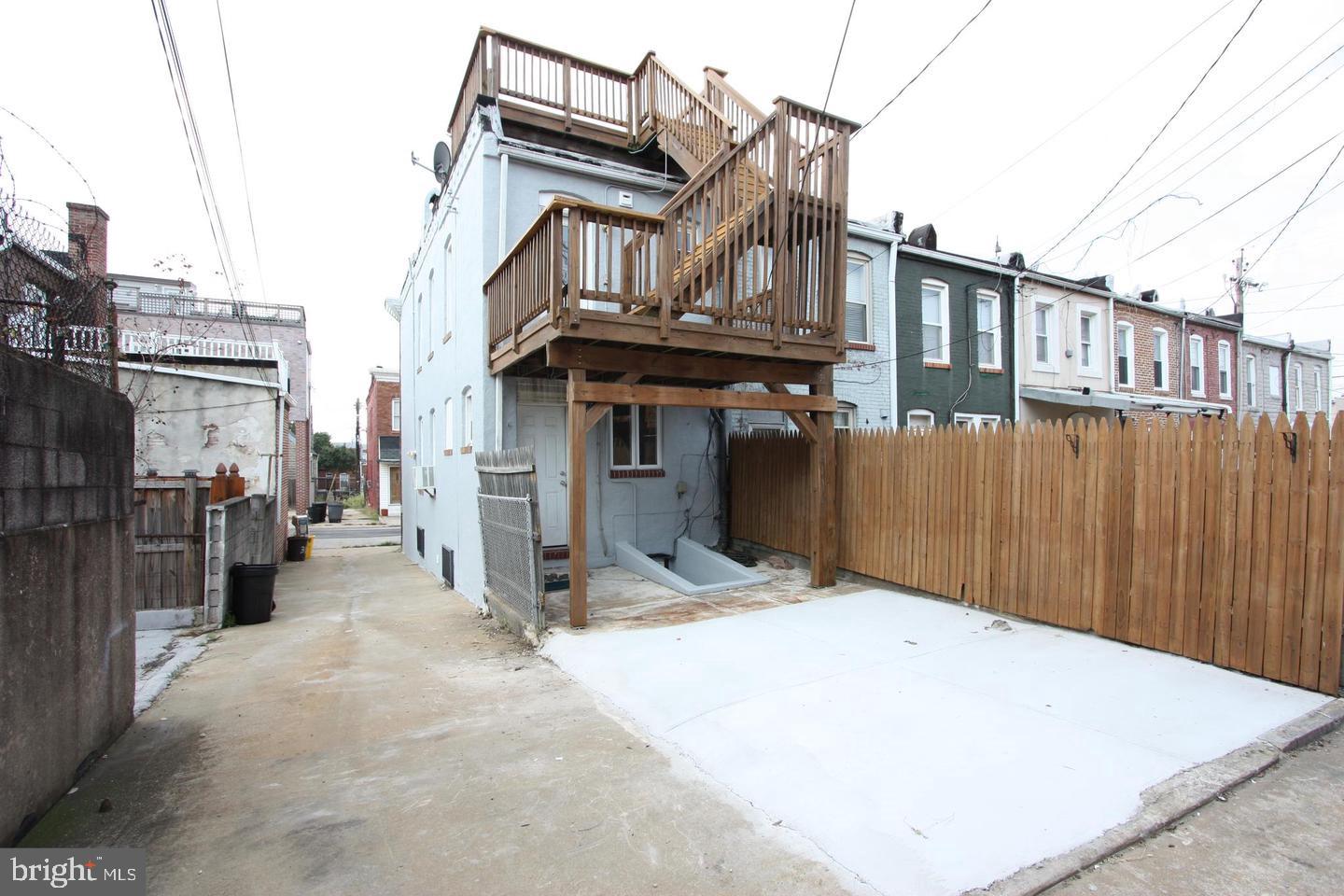 515 S ROBINSON STREET