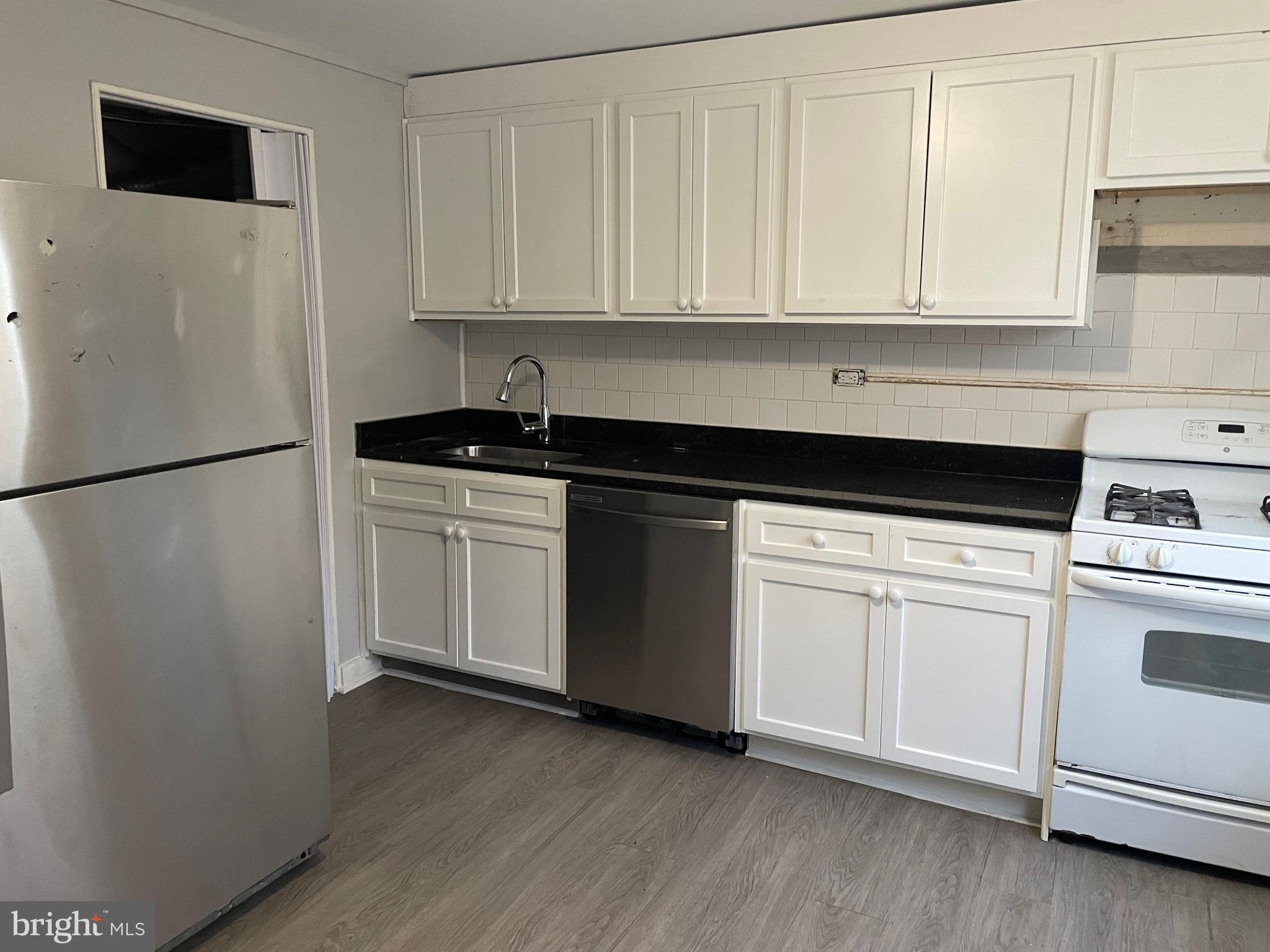 3013 ELIZABETH AVENUE