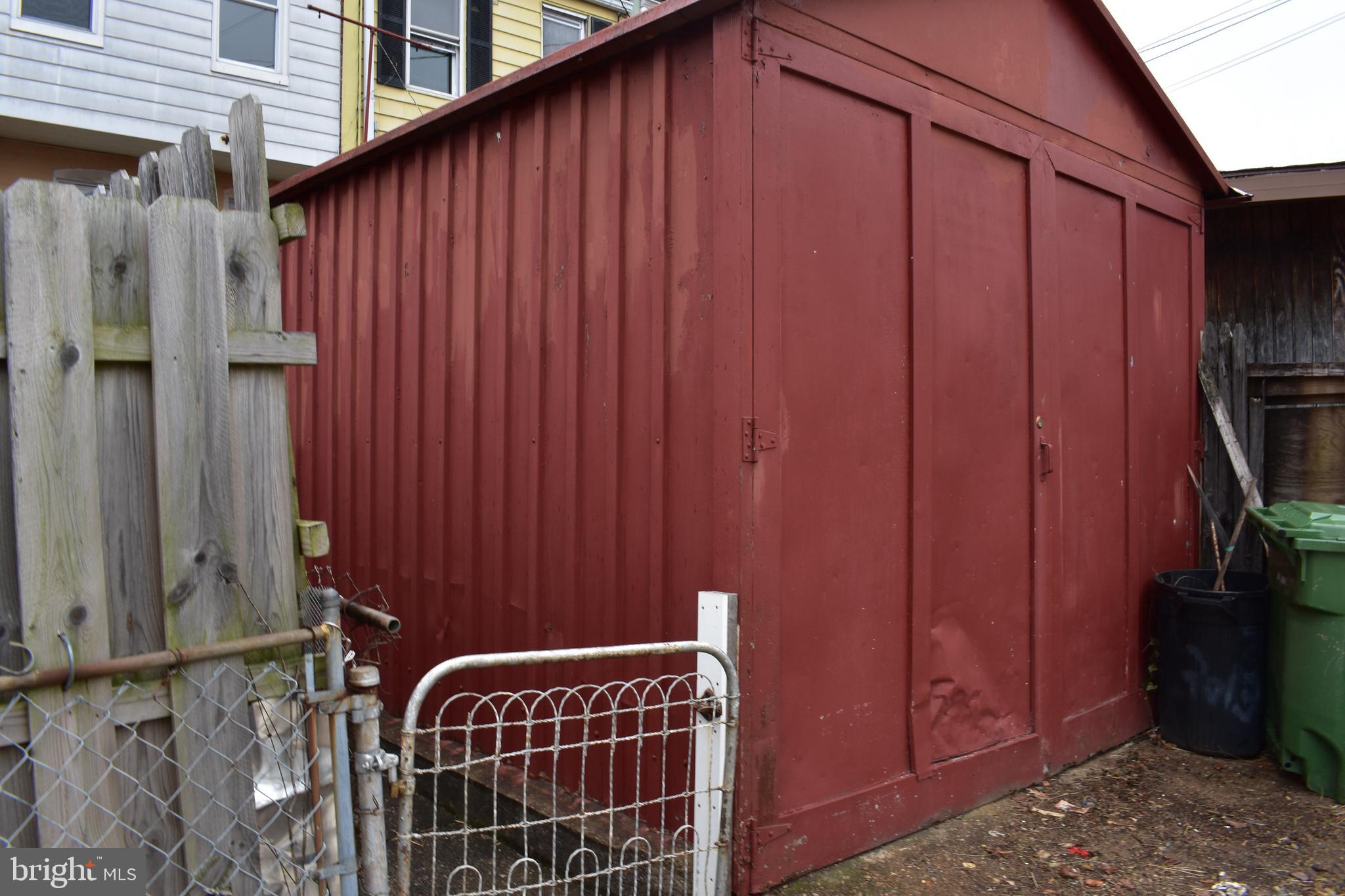 3022 CHESTERFIELD AVENUE