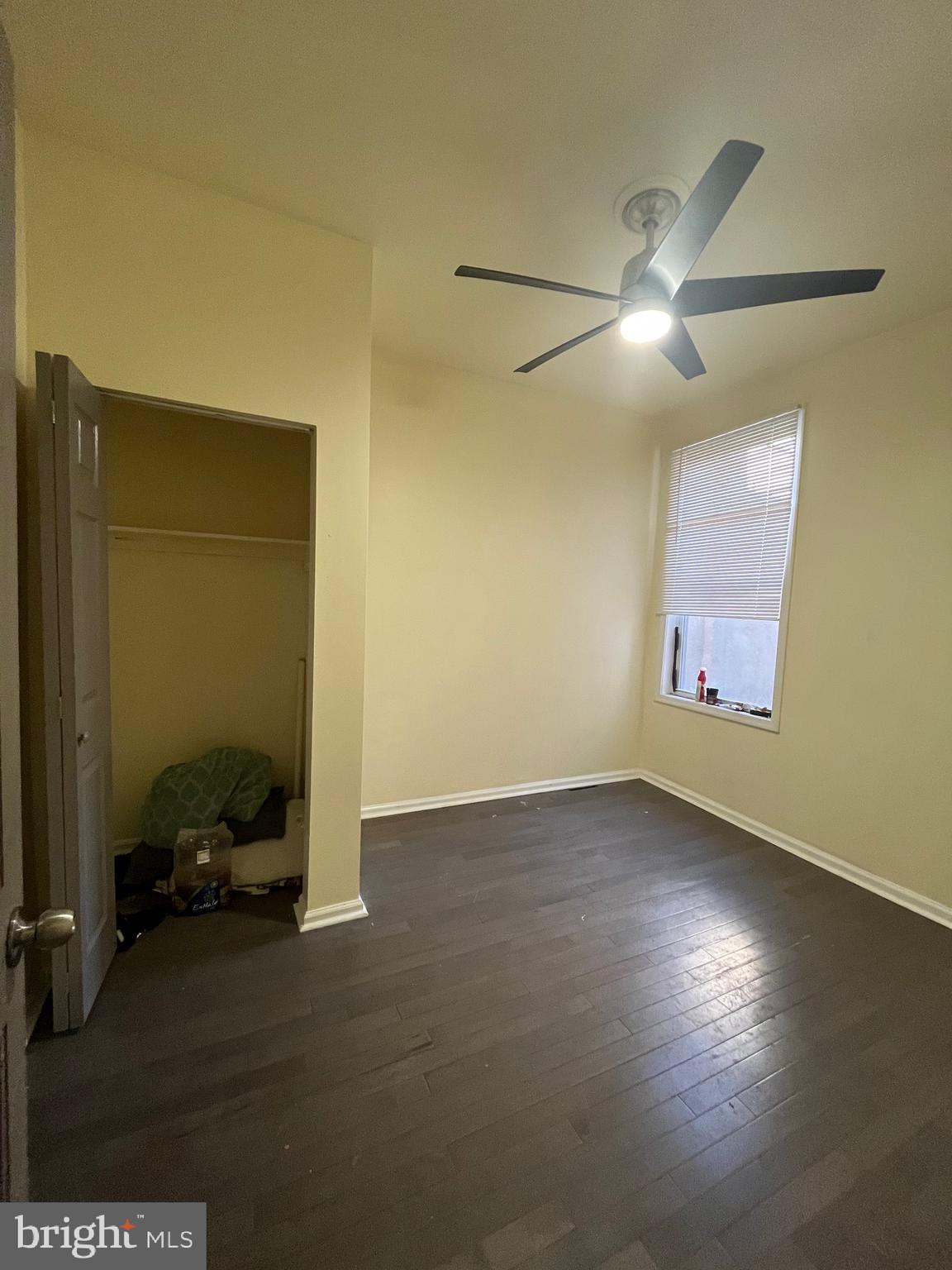 1831 W MULBERRY STREET W