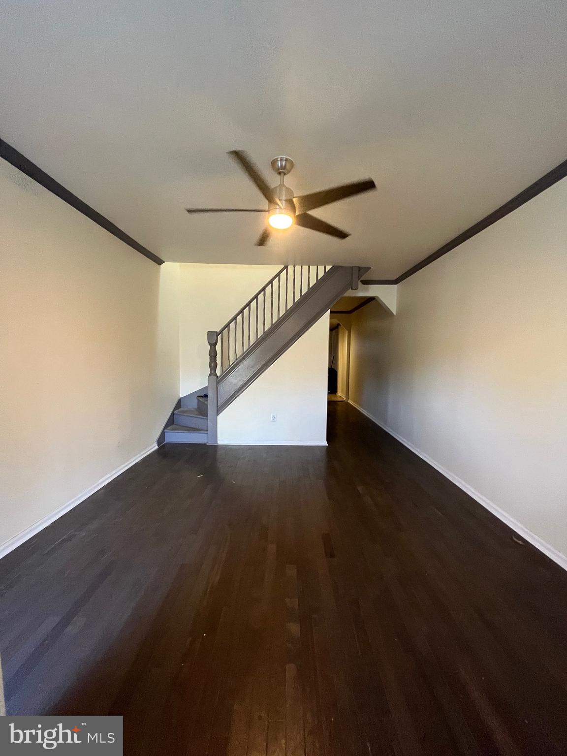 1831 W MULBERRY STREET W