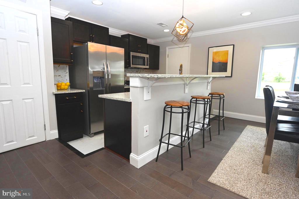 2554 HARLEM AVENUE