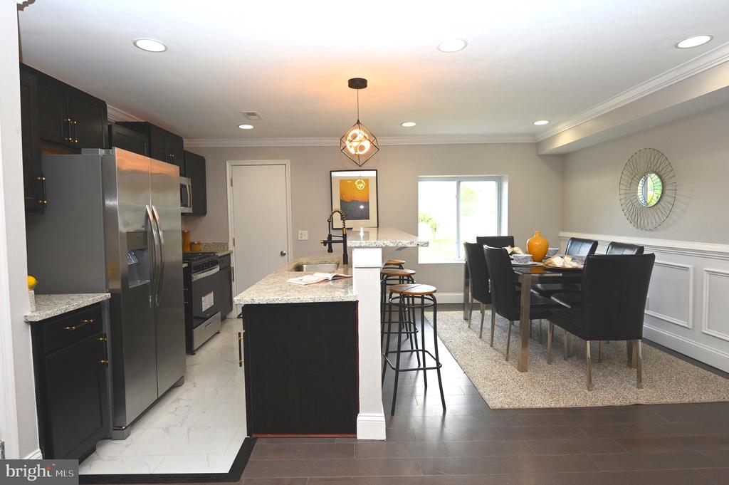 2554 HARLEM AVENUE