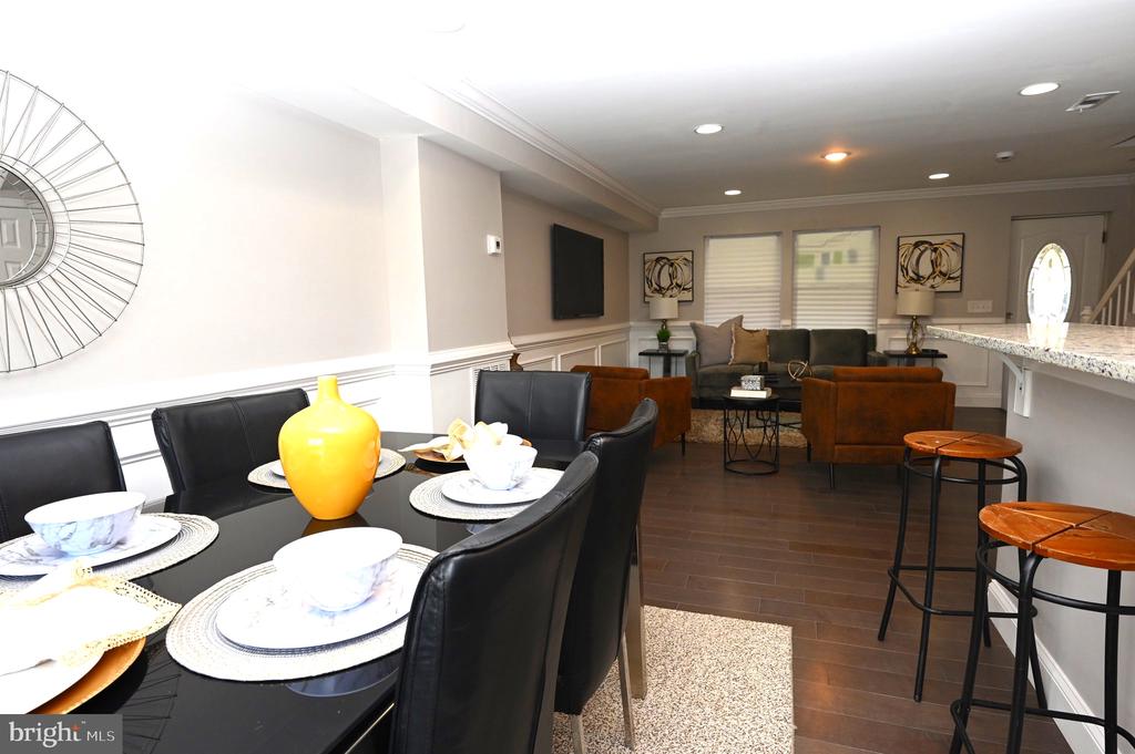 2554 HARLEM AVENUE