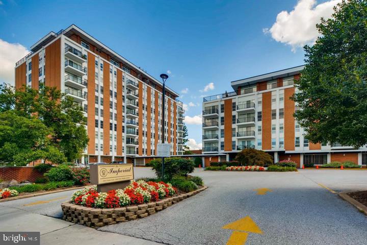 3601 CLARKS LANE 206