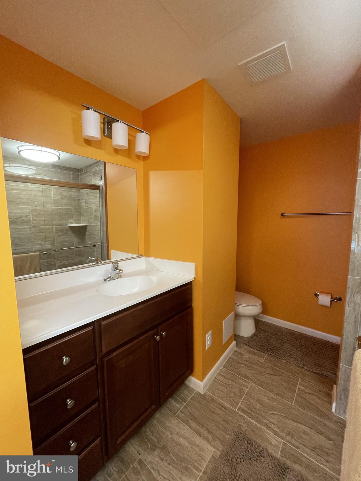 3601 CLARKS LANE 206