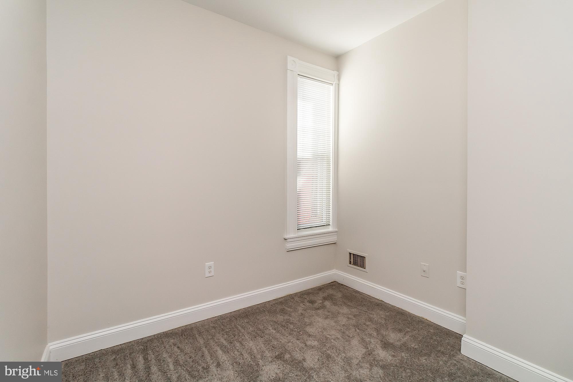 1235 N BROADWAY