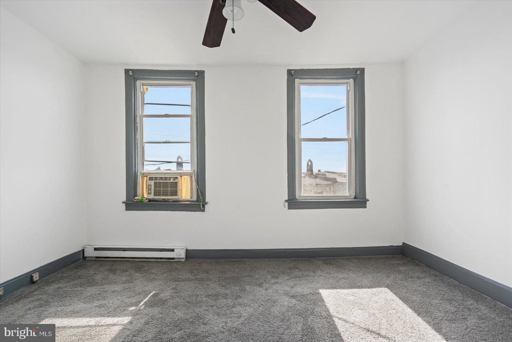 2611 E HOFFMAN STREET