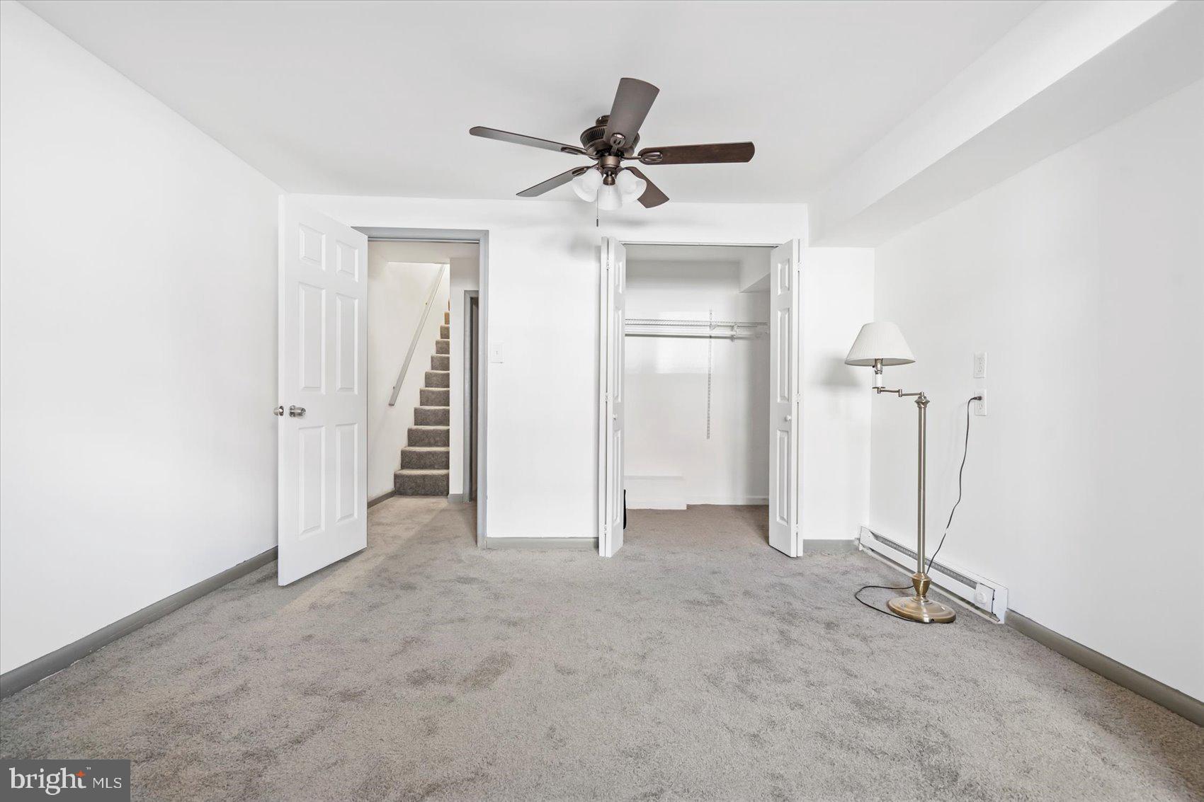 2611 E HOFFMAN STREET