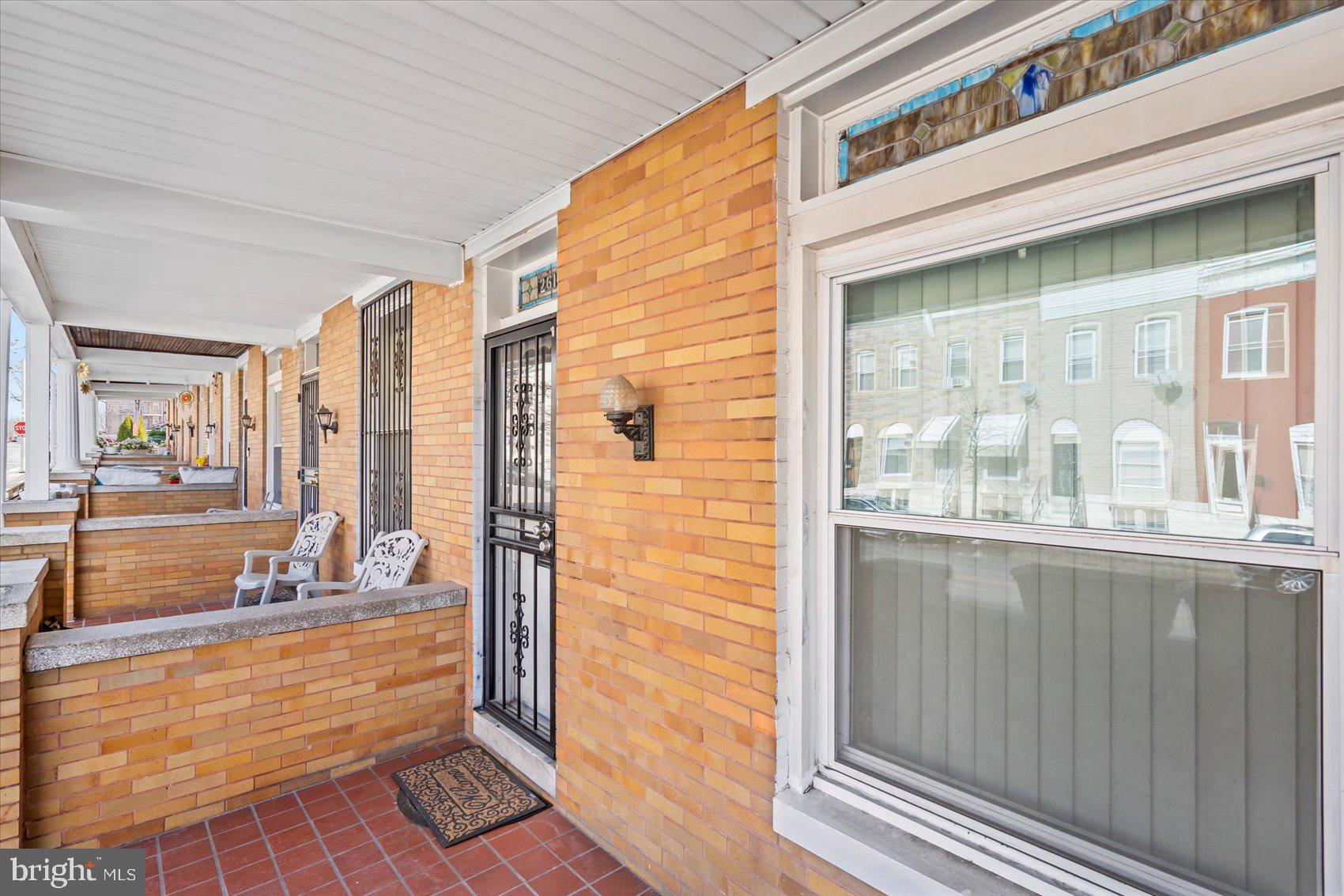 2611 E HOFFMAN STREET