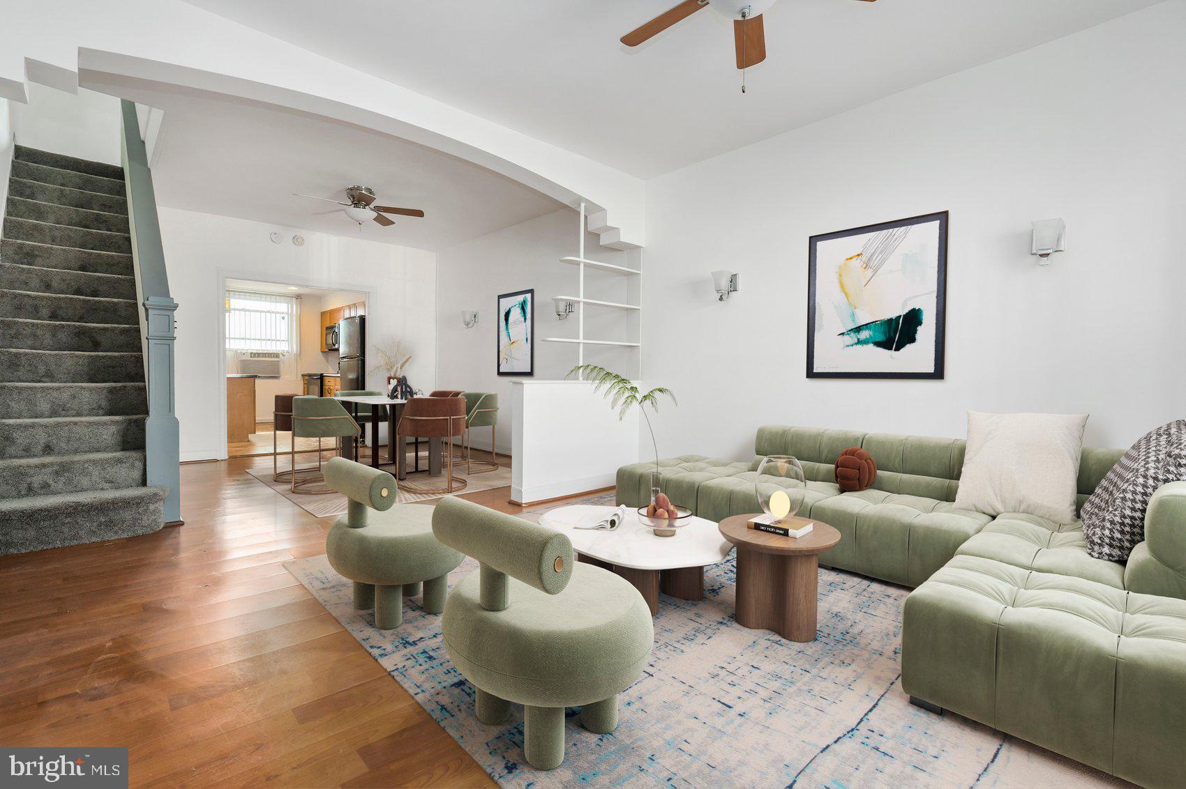 2611 E HOFFMAN STREET