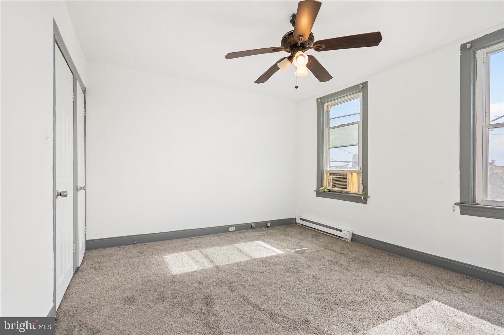 2611 E HOFFMAN STREET