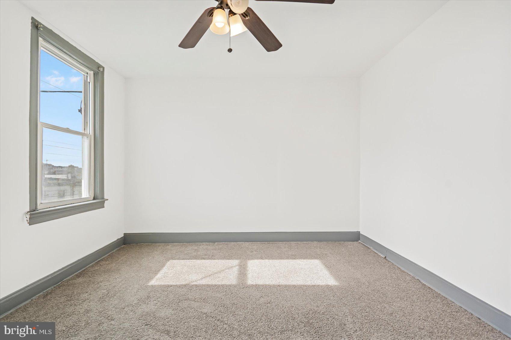 2611 E HOFFMAN STREET