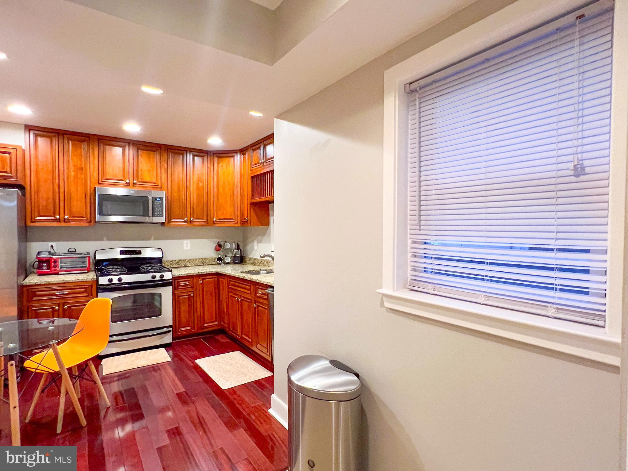 528 S BETHEL STREET S