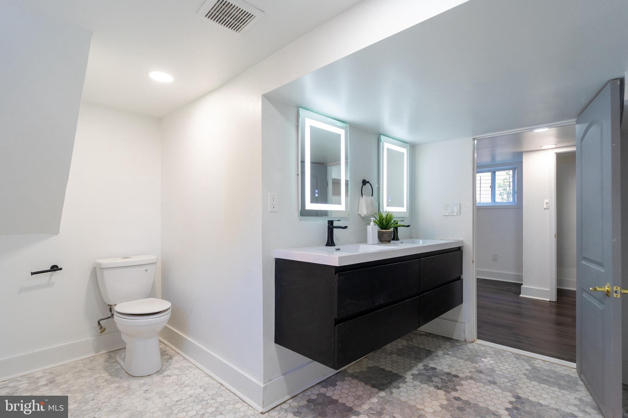 3711 FRANKFORD AVENUE