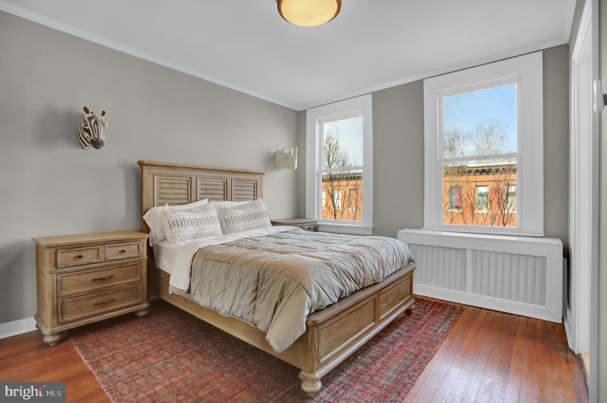 233 W LAFAYETTE AVENUE