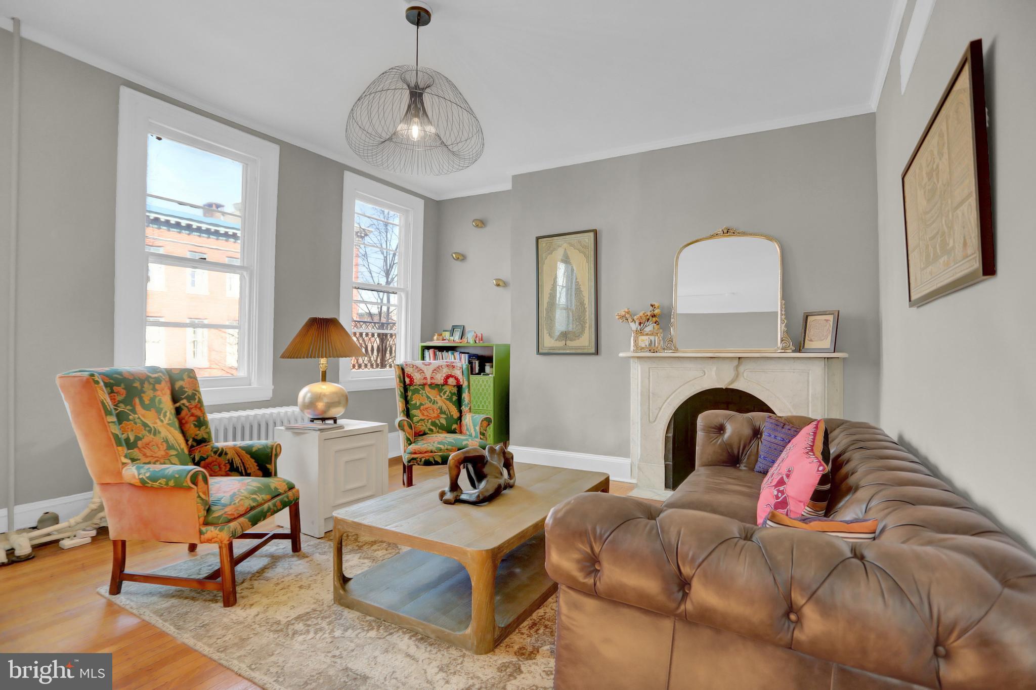 233 W LAFAYETTE AVENUE