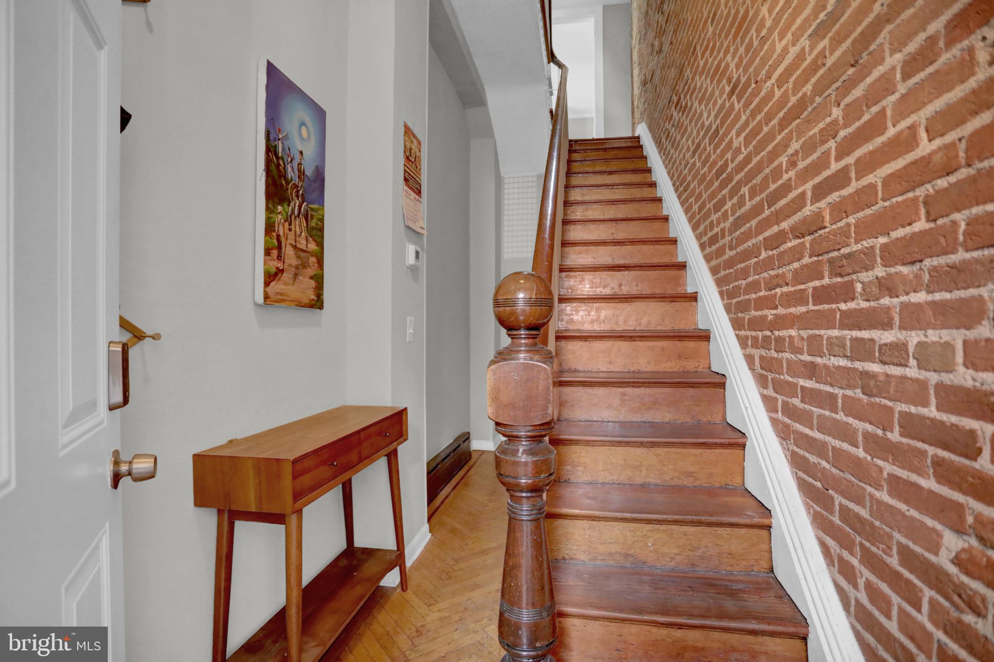 233 W LAFAYETTE AVENUE