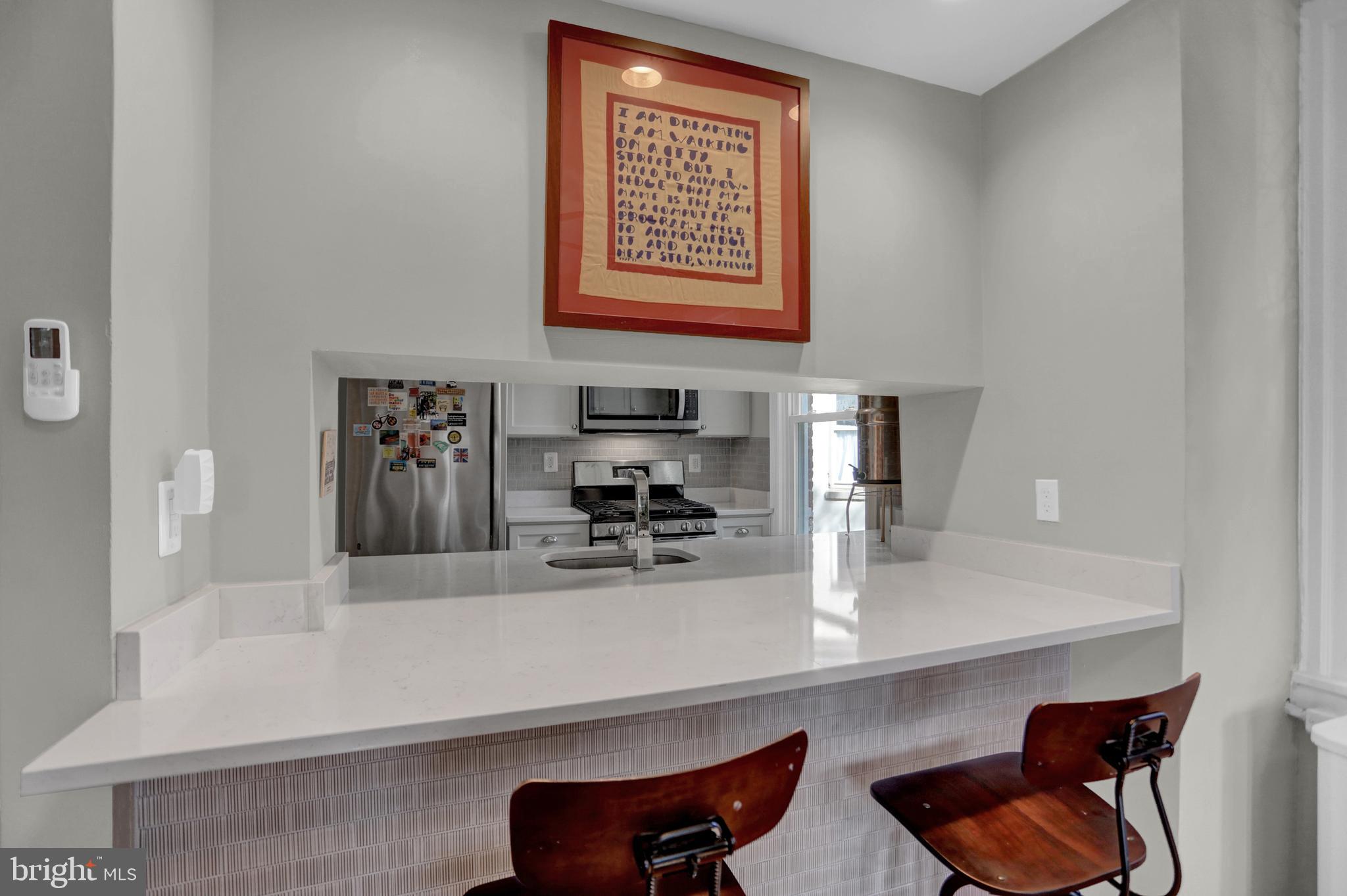 233 W LAFAYETTE AVENUE