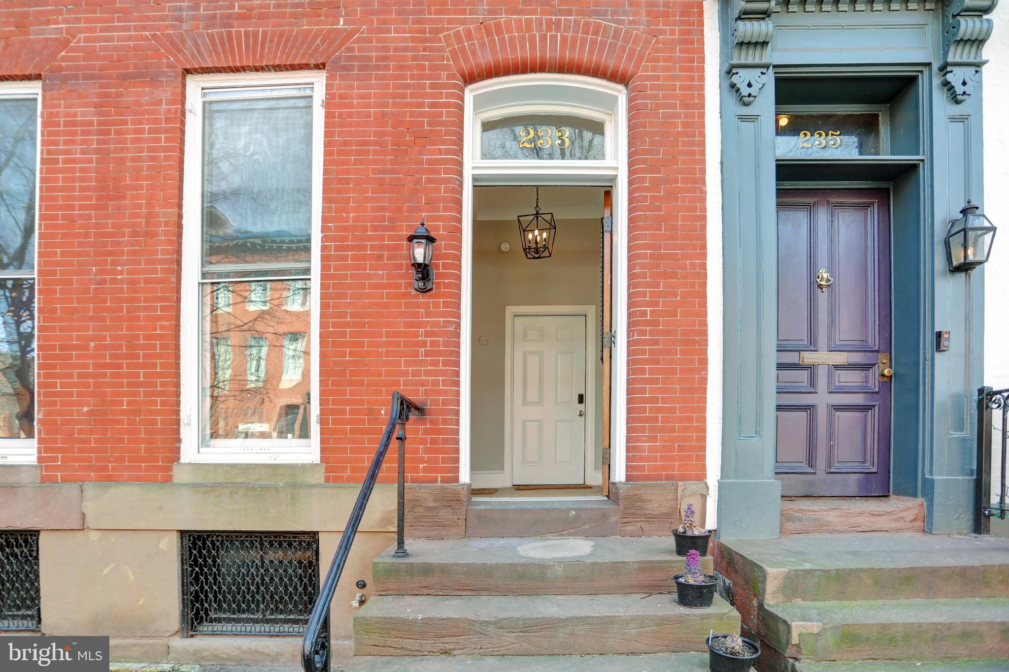 233 W LAFAYETTE AVENUE