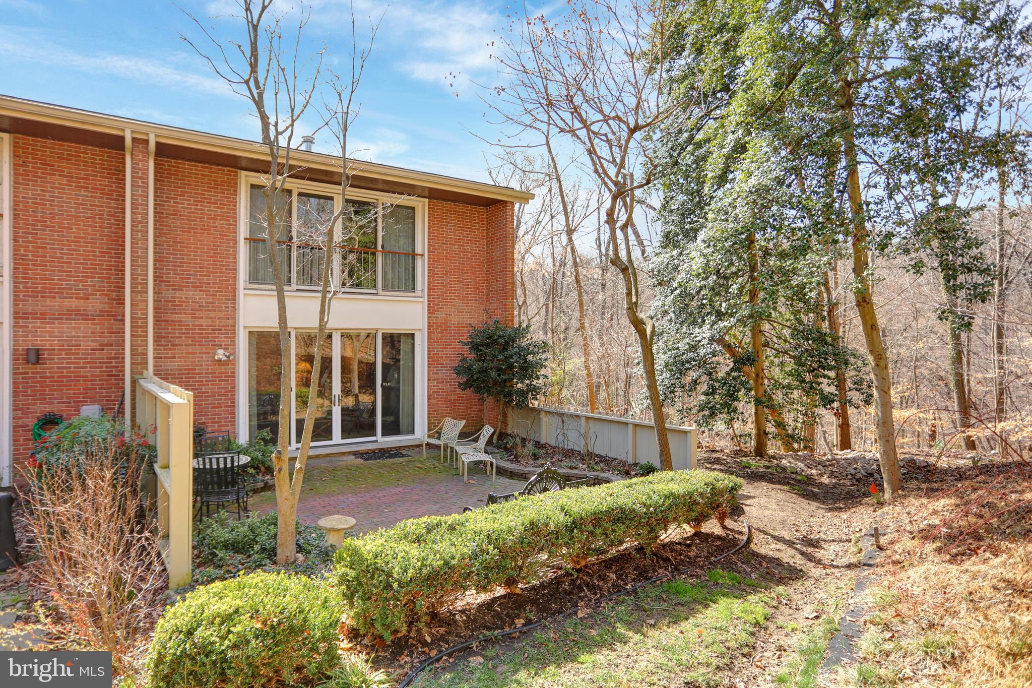 38 BOUTON GREEN COURT