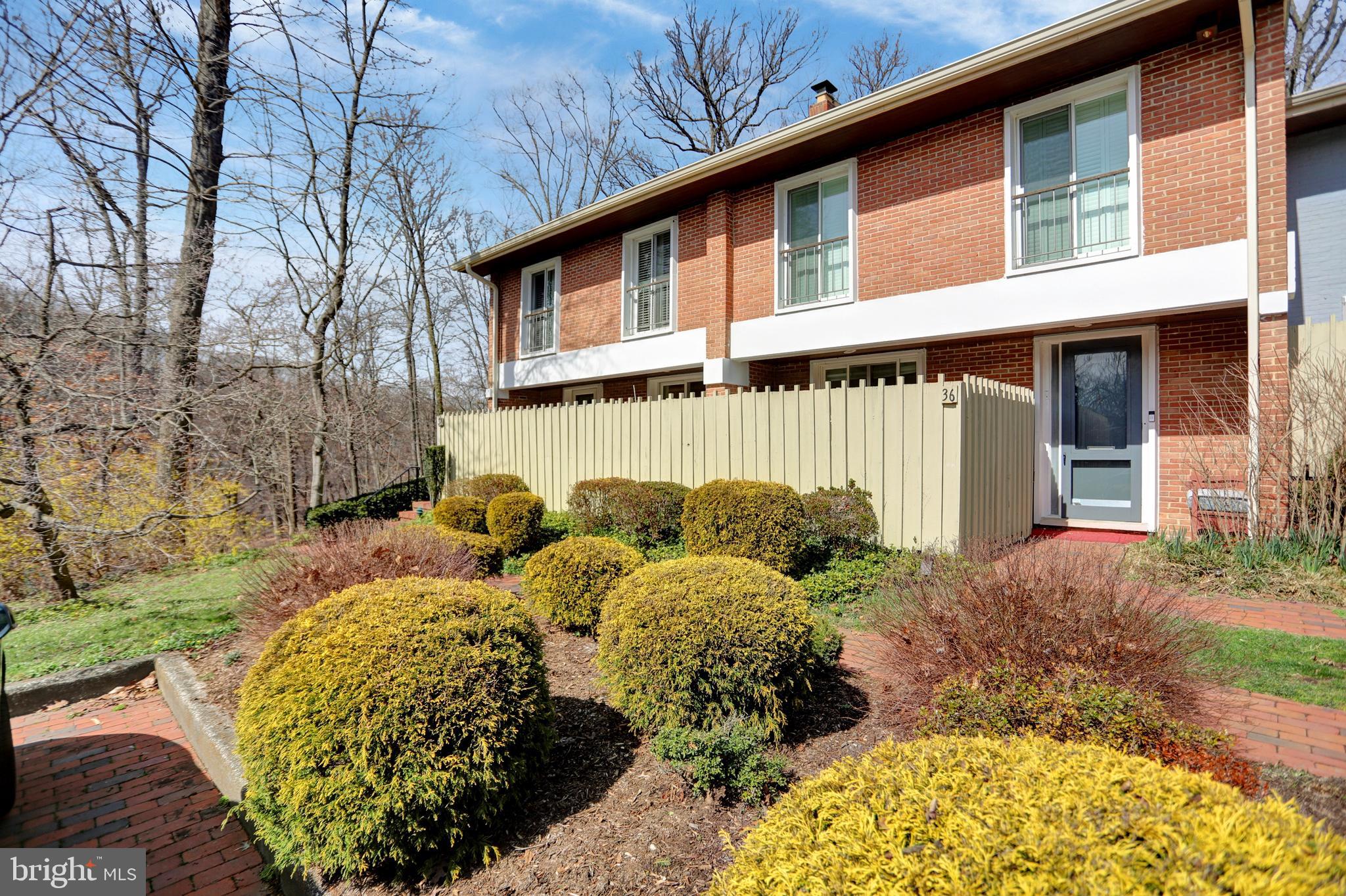 38 BOUTON GREEN COURT