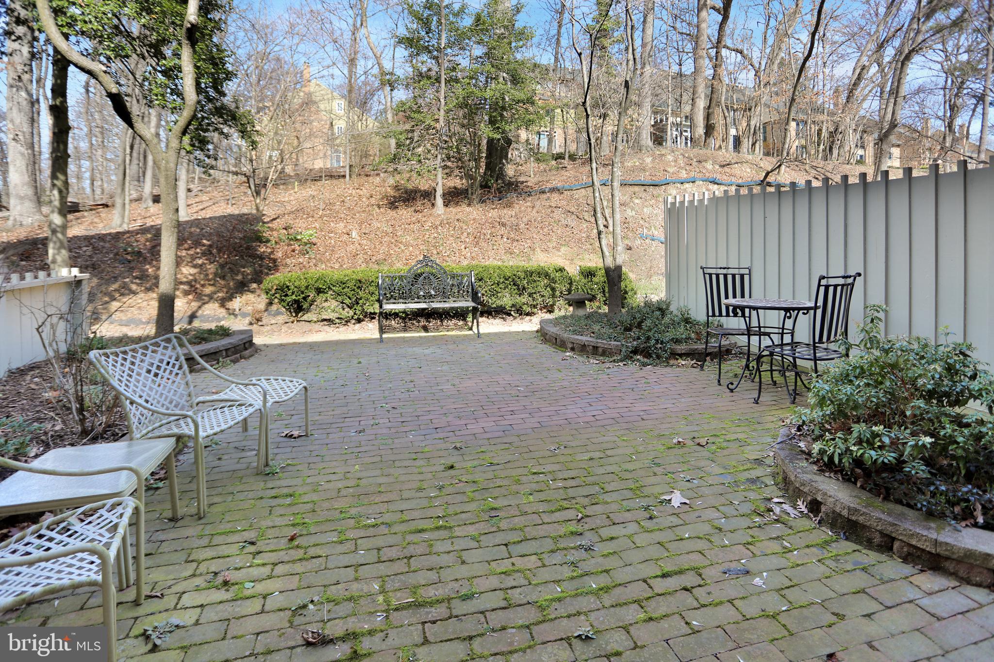 38 BOUTON GREEN COURT