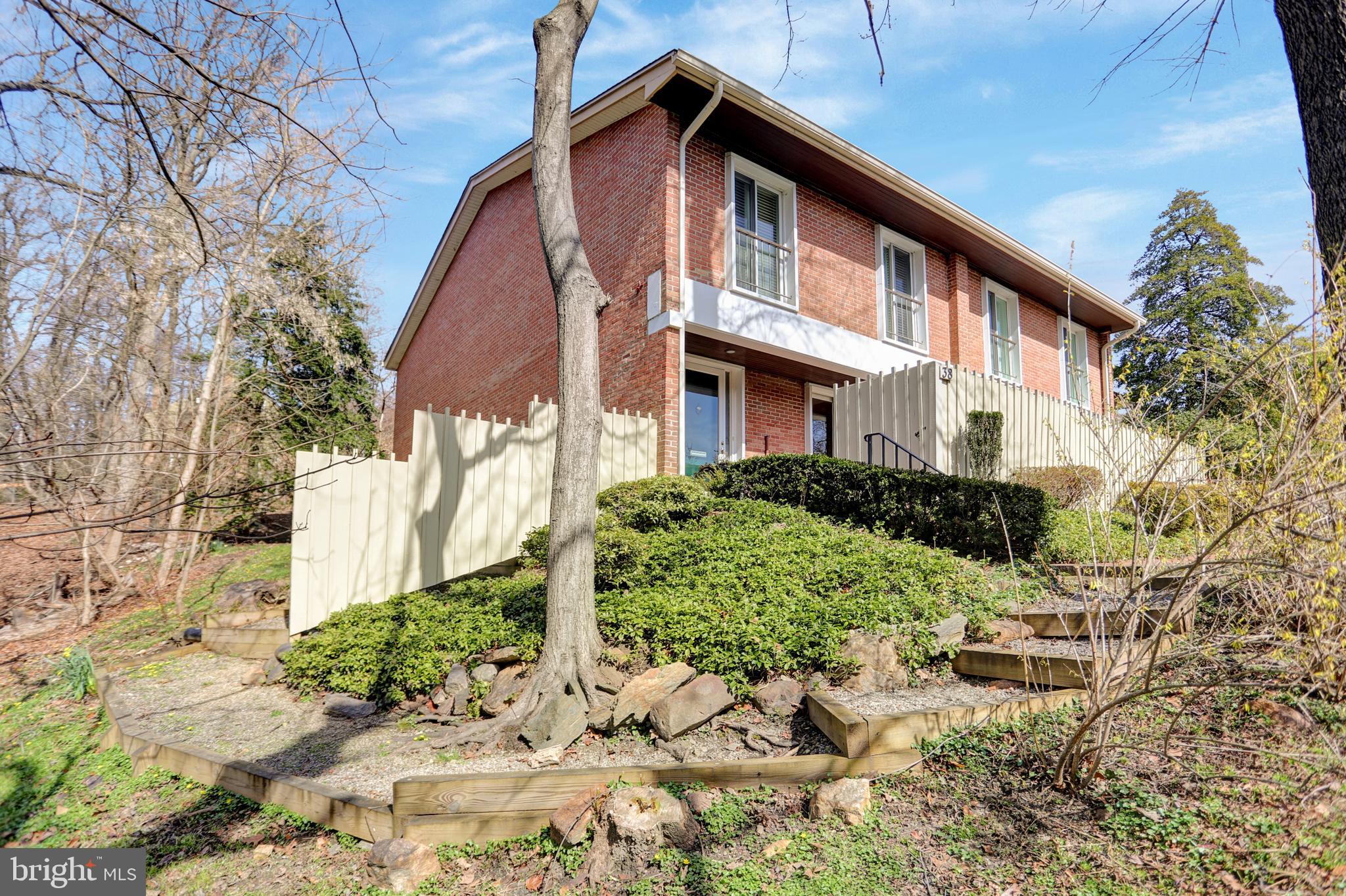 38 BOUTON GREEN COURT