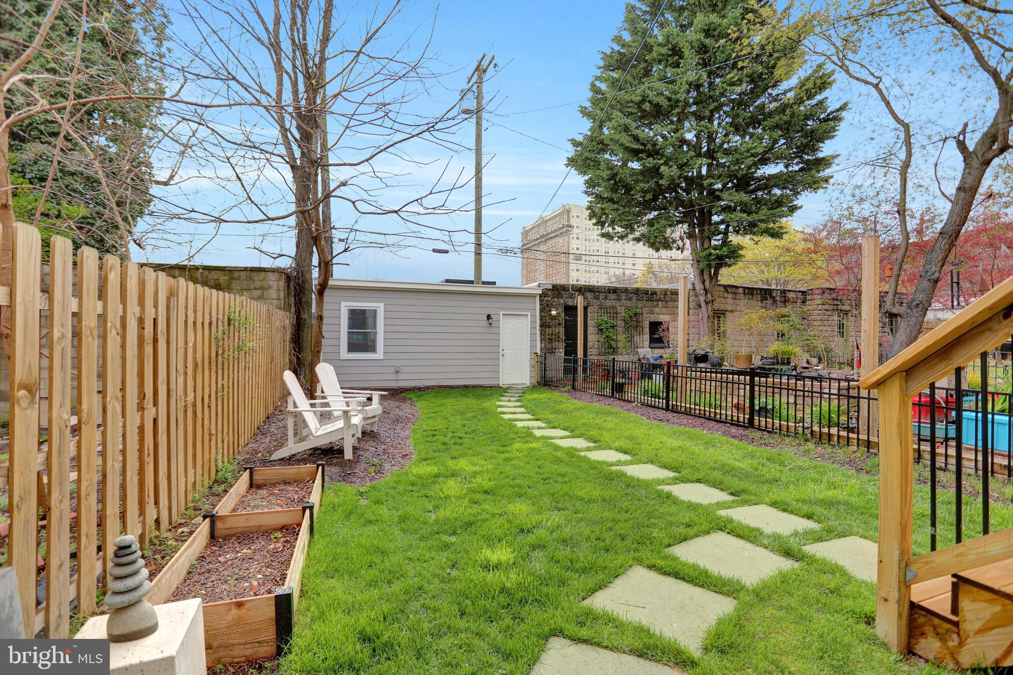 1616 BOLTON STREET
