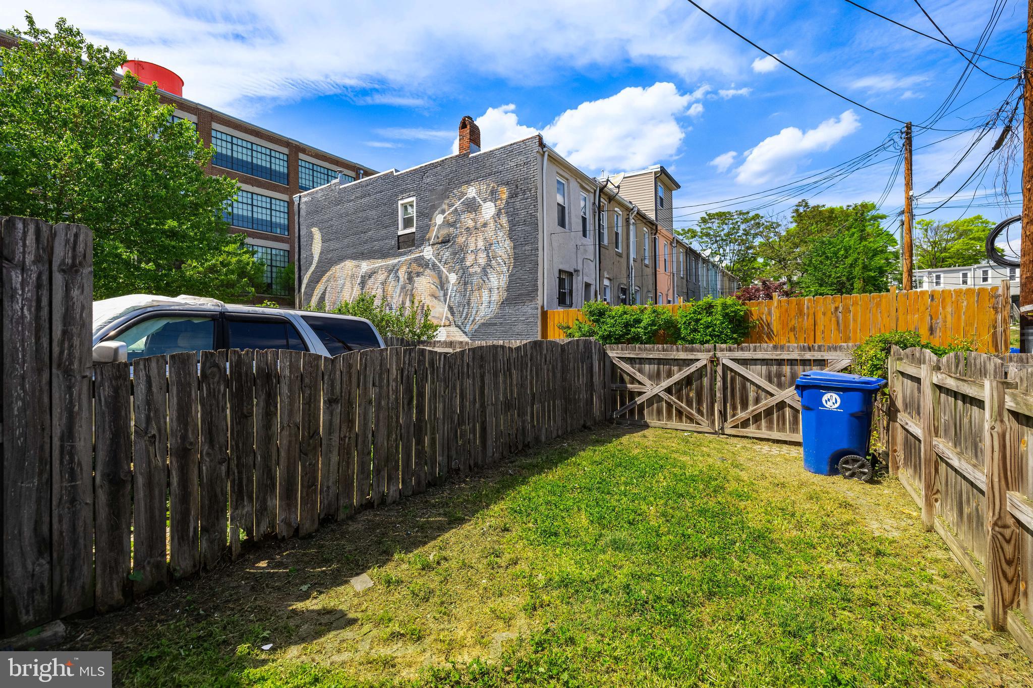 408 E OLIVER STREET