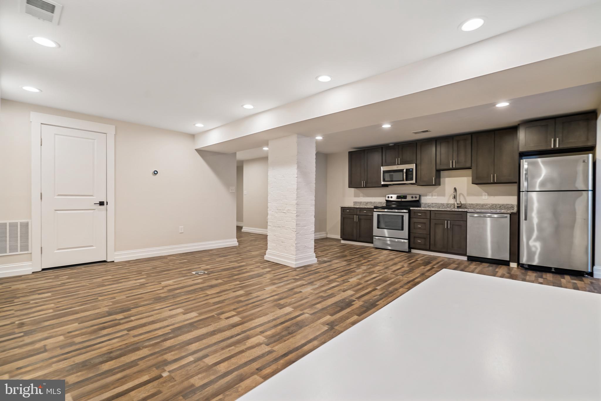 3802 GREENMOUNT AVENUE