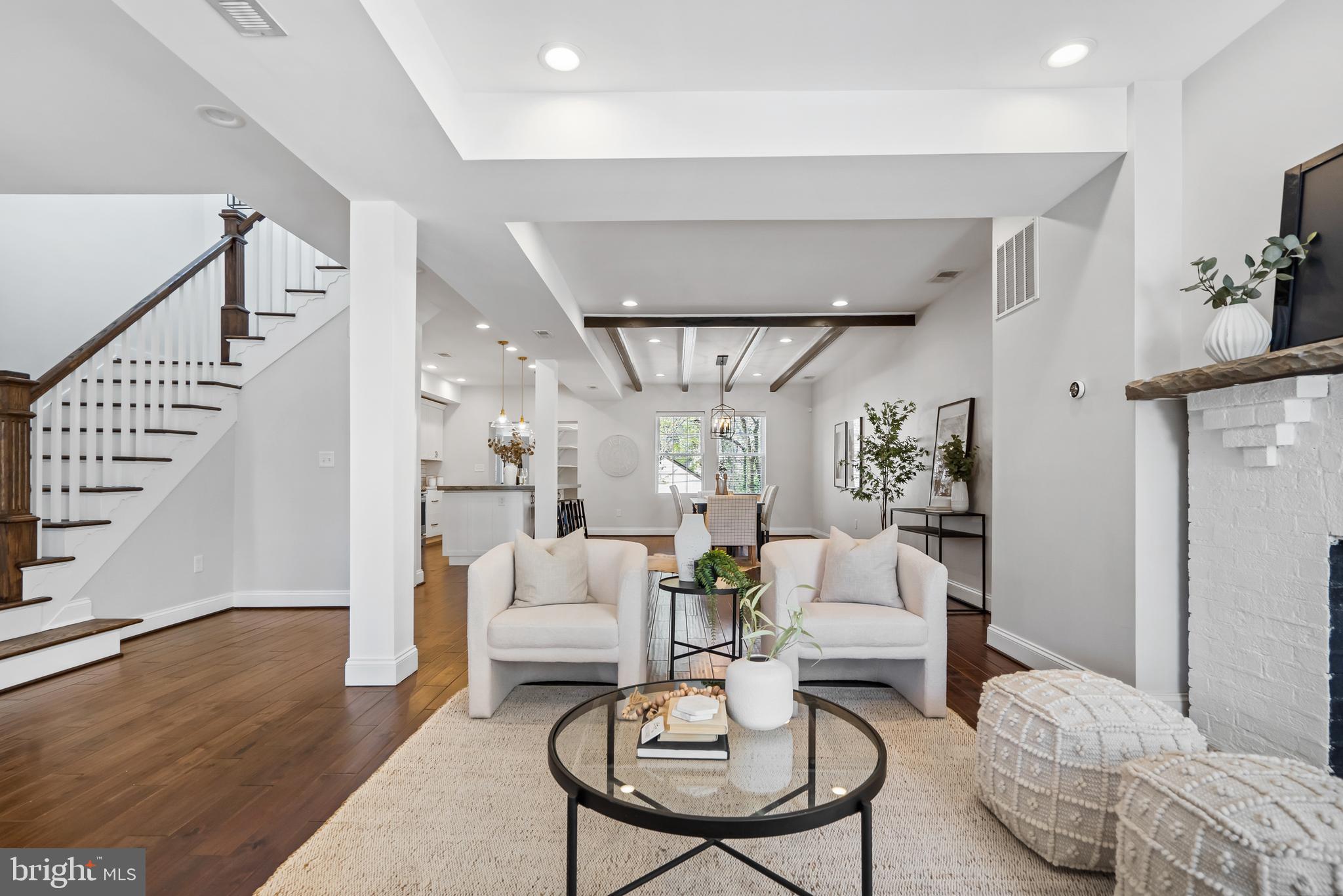 3802 GREENMOUNT AVENUE