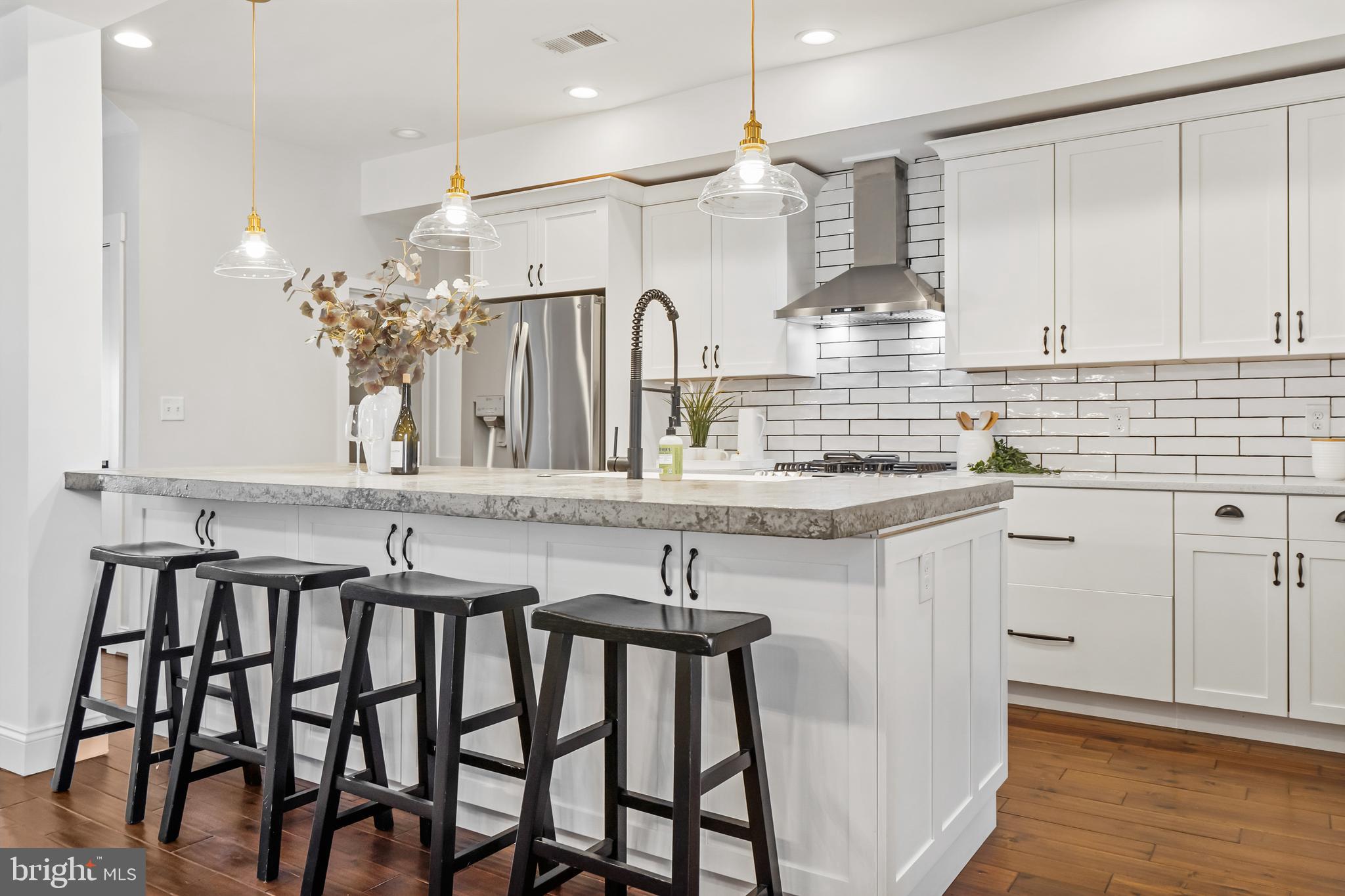 3802 GREENMOUNT AVENUE