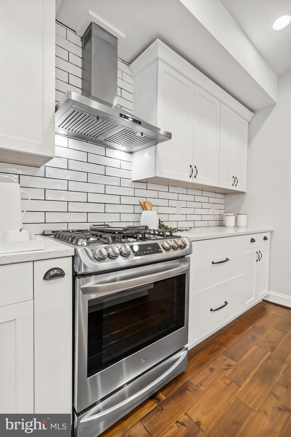 3802 GREENMOUNT AVENUE