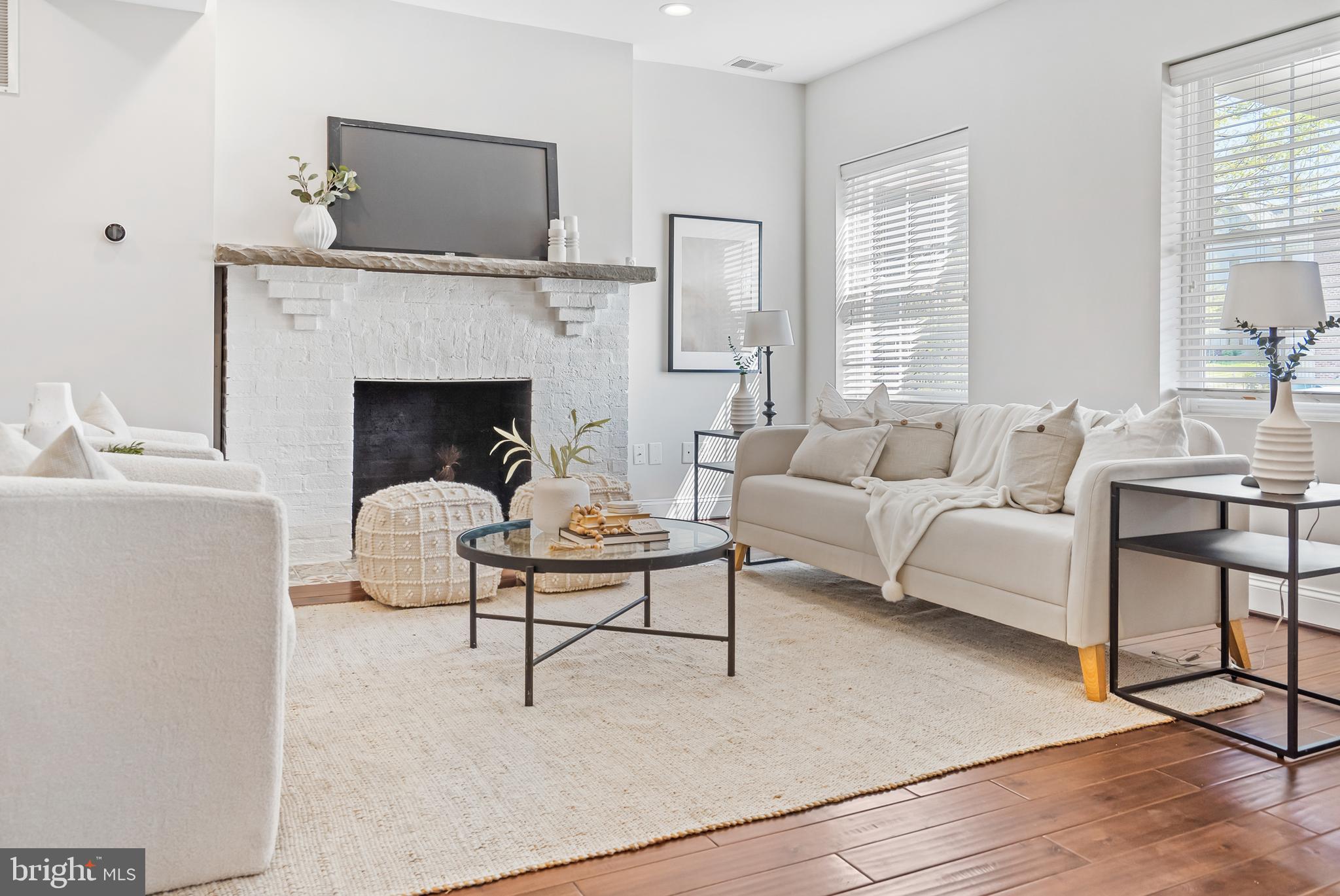 3802 GREENMOUNT AVENUE