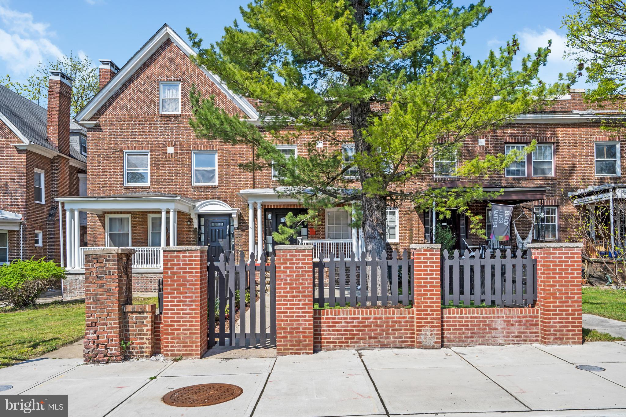 3802 GREENMOUNT AVENUE