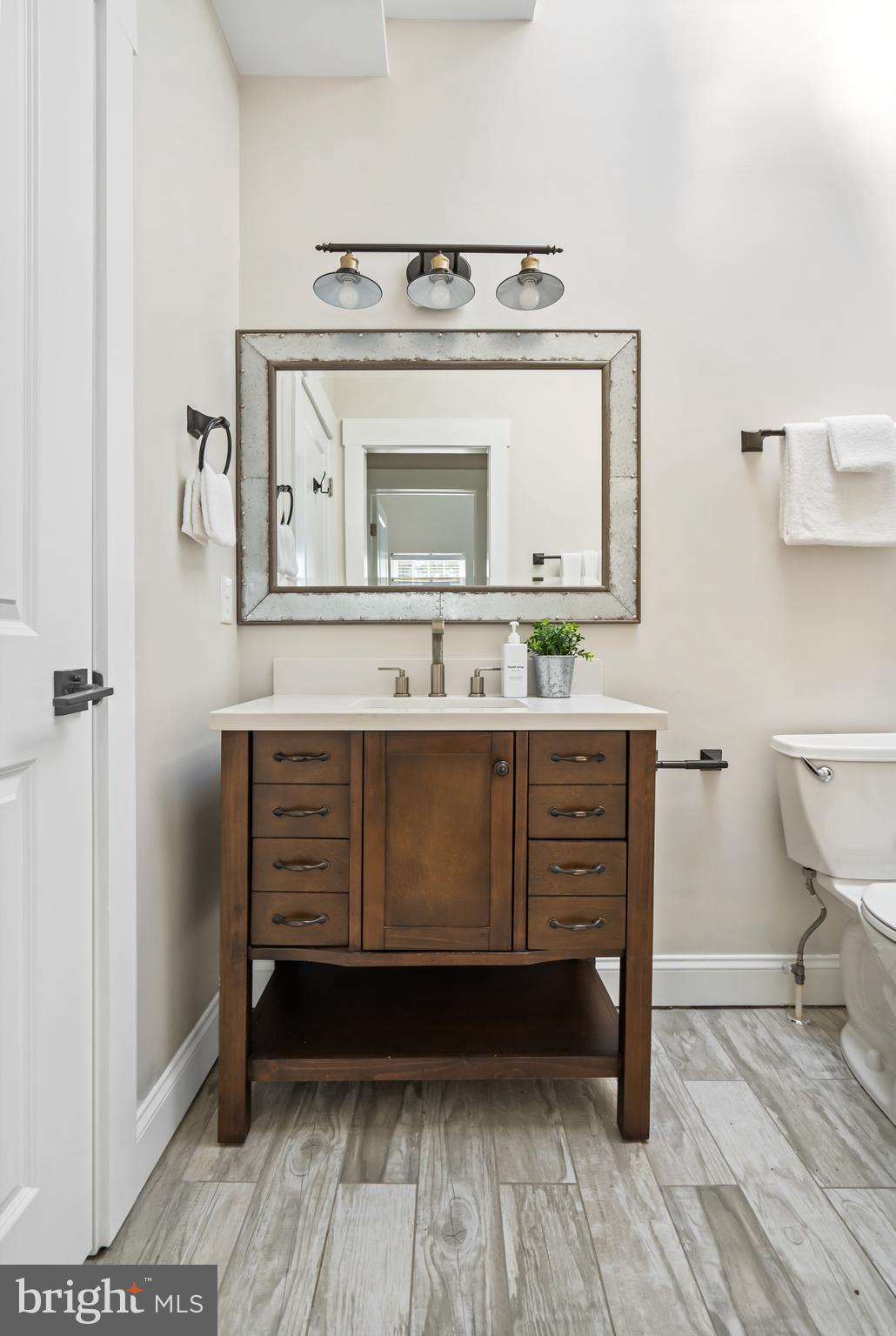 3802 GREENMOUNT AVENUE