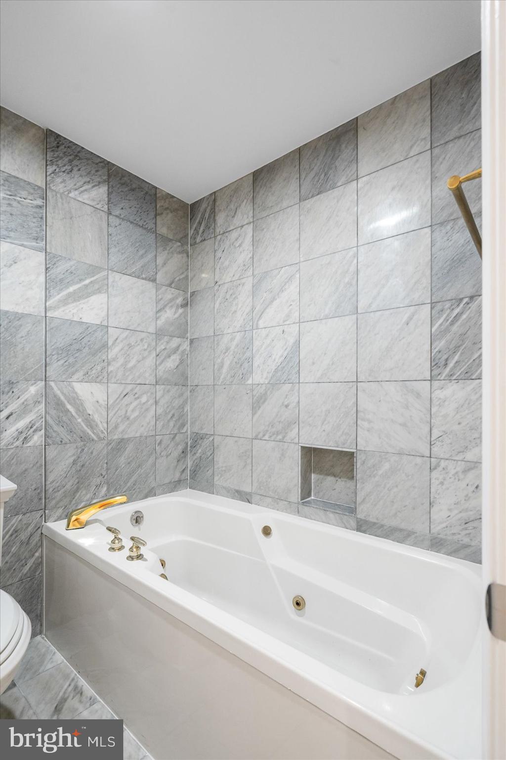 3801 CANTERBURY ROAD 404