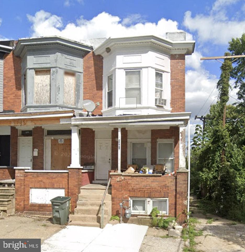 1901 N LONGWOOD STREET