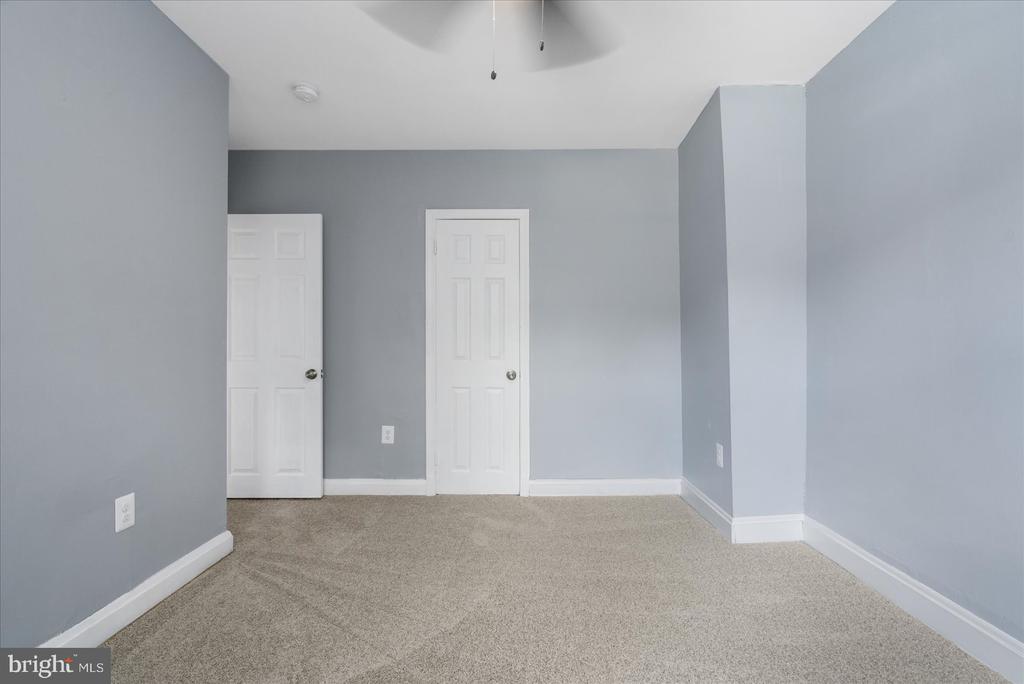 1214 GLENHAVEN ROAD