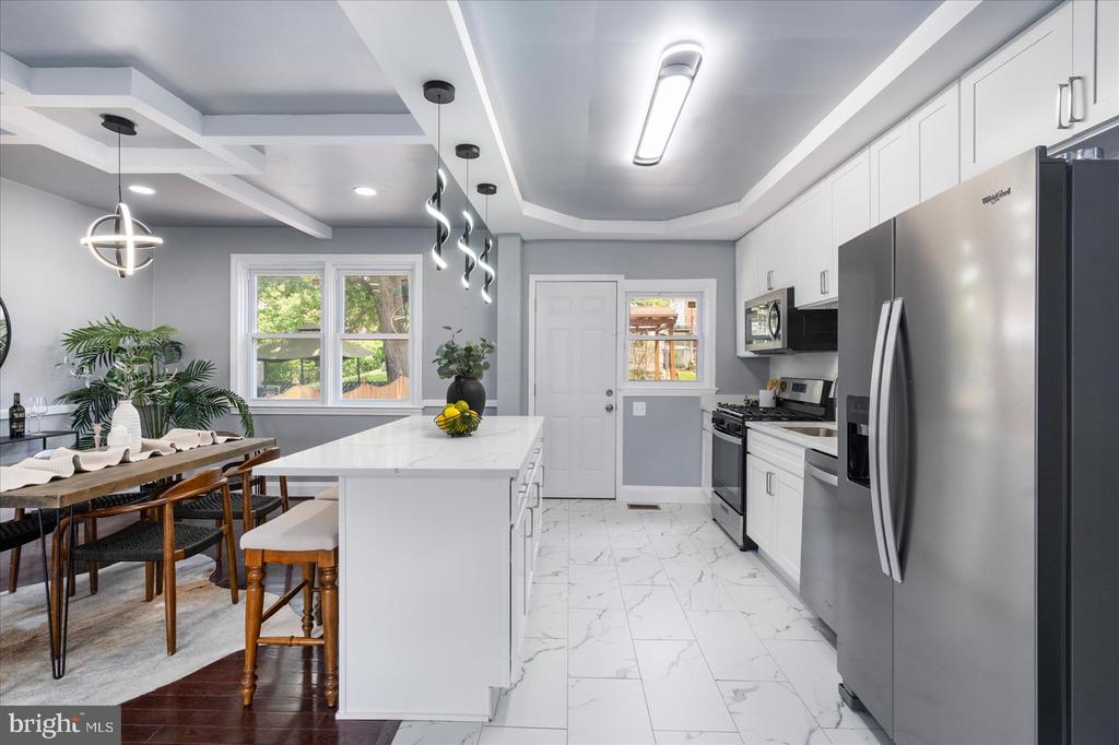 1214 GLENHAVEN ROAD