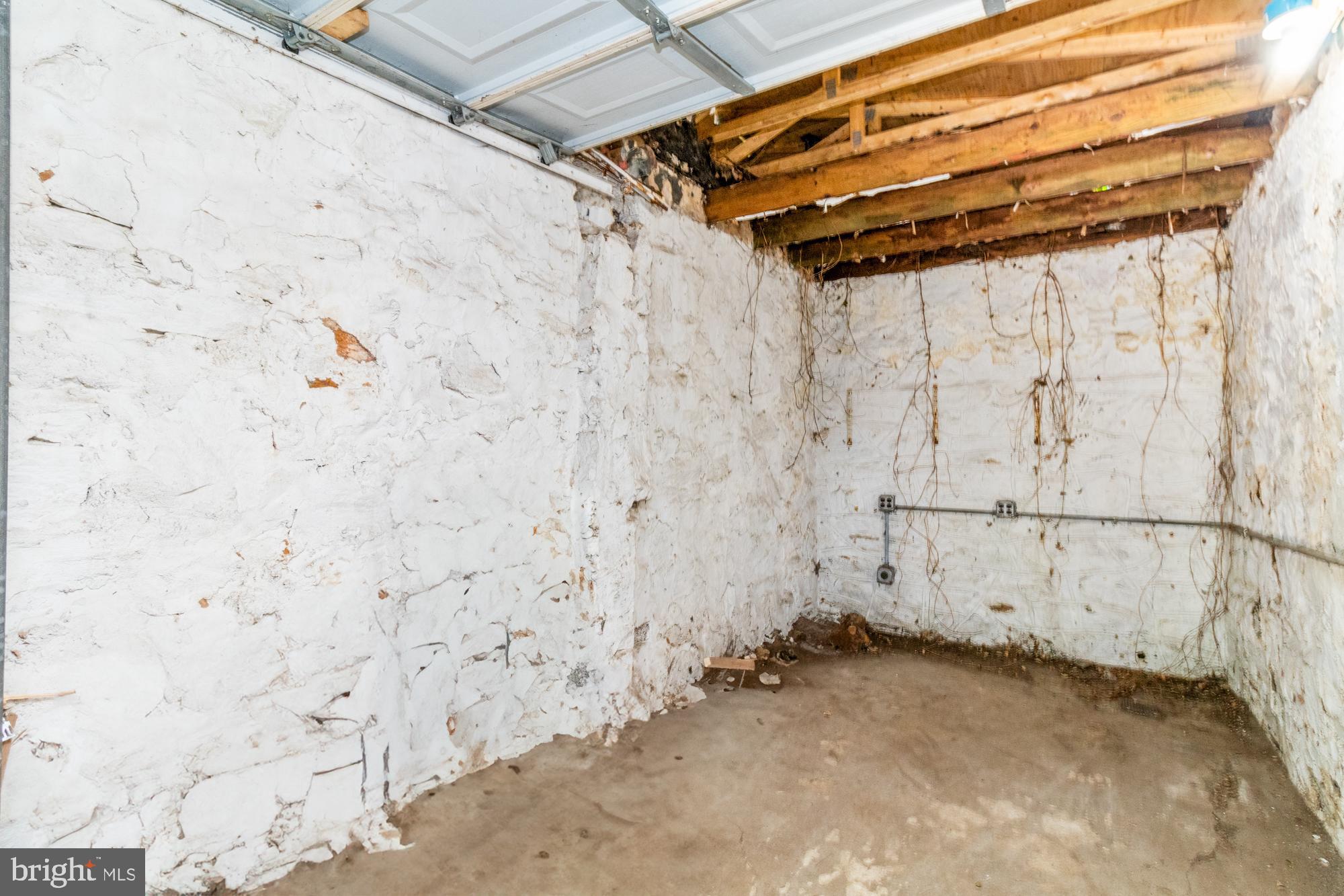 4024 ECHODALE AVENUE