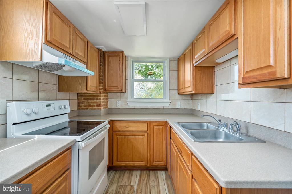 3706 OLD YORK ROAD