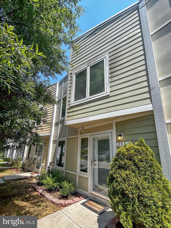 3553 6TH STREET