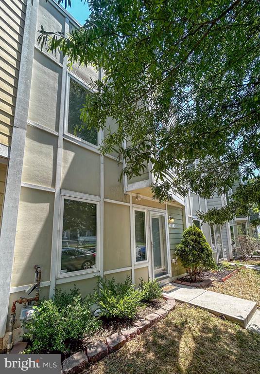 3553 6TH STREET