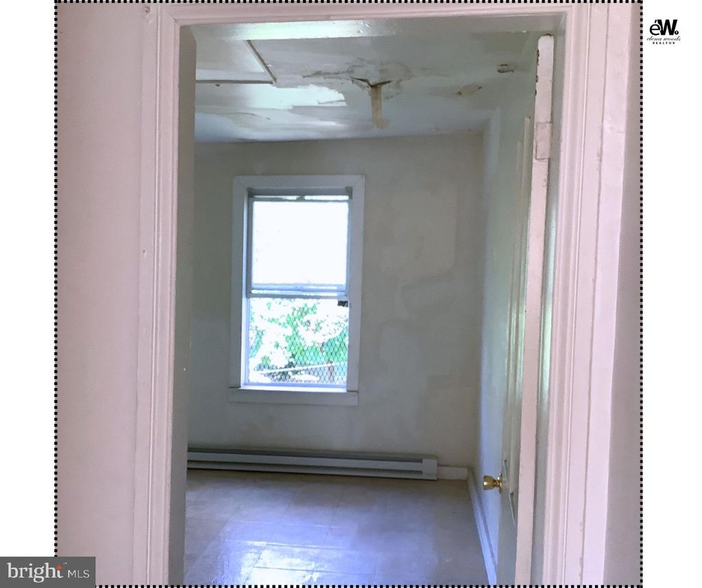 722 N FREMONT AVENUE