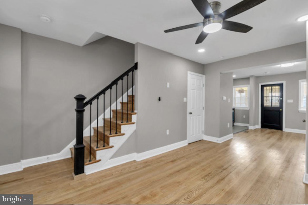 2923 EDGECOMBE CIRCLE N