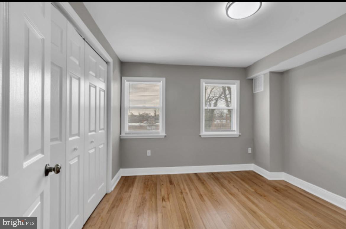 2923 EDGECOMBE CIRCLE N