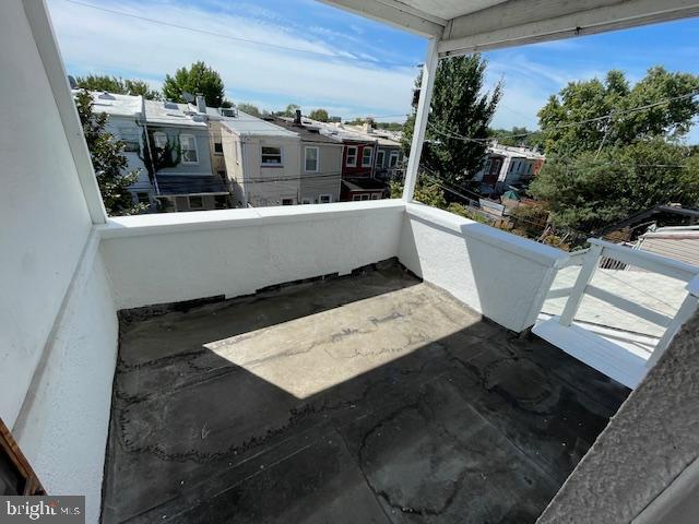 825 W 35TH STREET