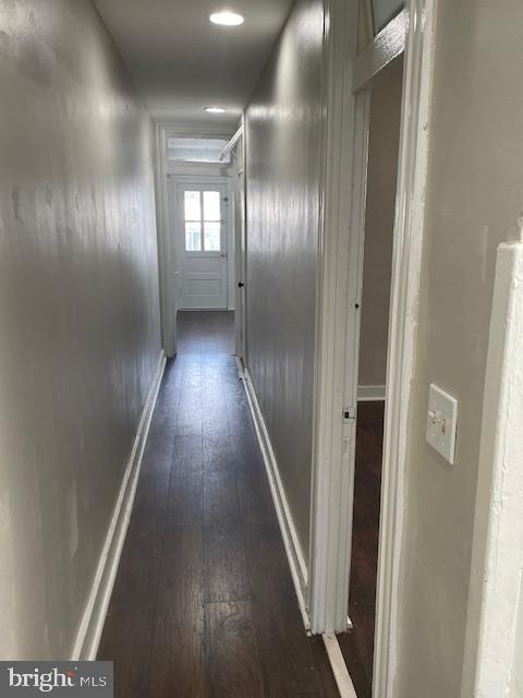 825 W 35TH STREET
